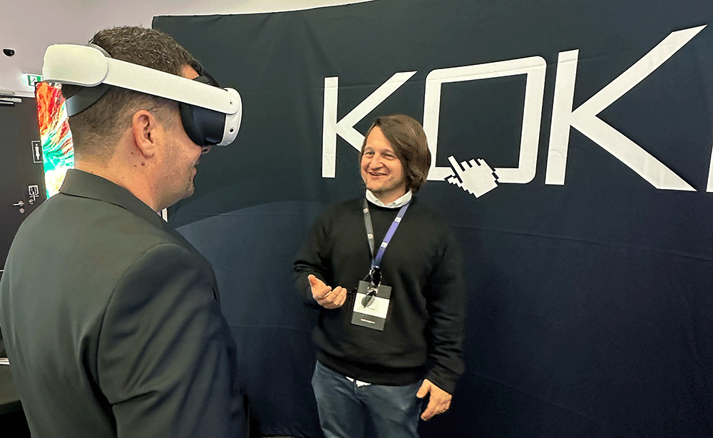 VR-Experte bei KOKE Andreas Aulbach präsentiert die innovativen VR-Lösungen