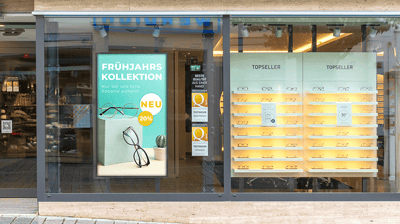 Mit hochwertigen Werbedisplays Kunden gezielt anziehen