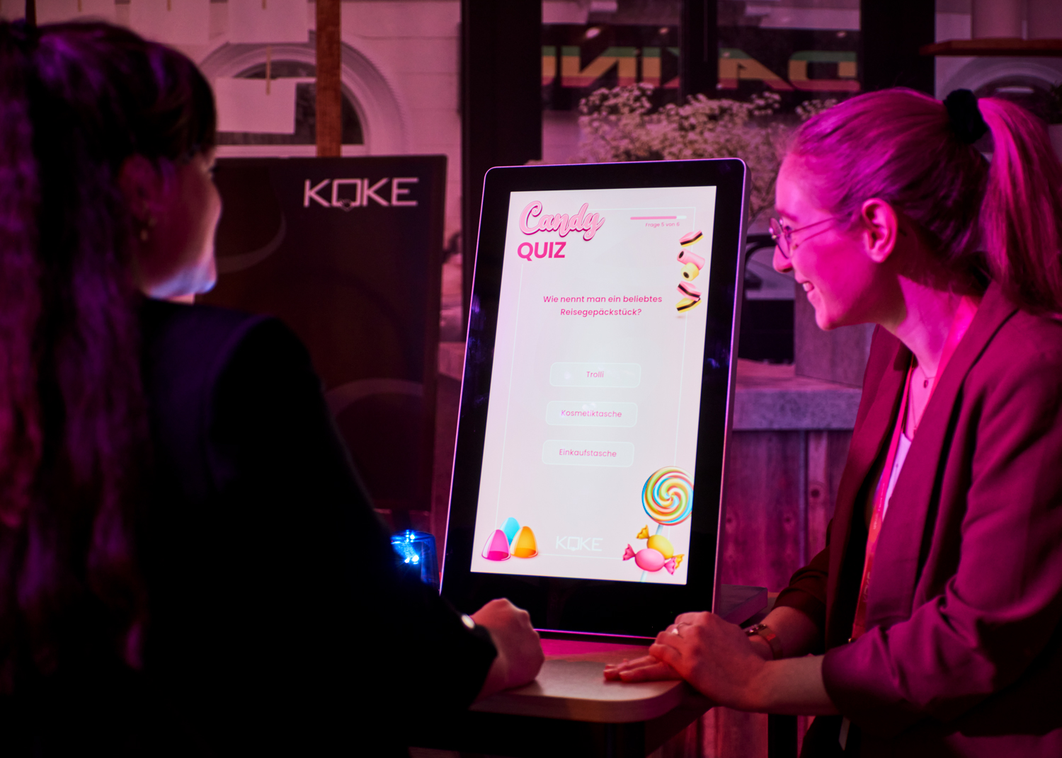 KOKE_Digital-Signage_CandyQuiz_Touchoberfläche_Anwendung